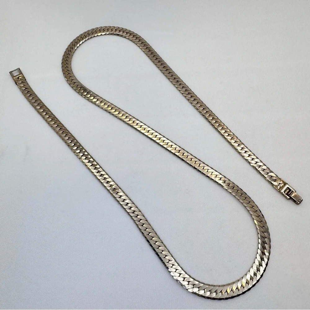 Vintage Gold Tone Herringbone Chain Necklace Classic Flat Link Statement